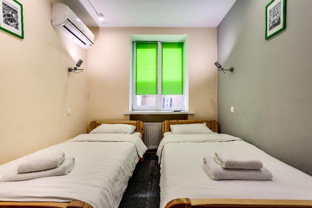 The Cube Rooms Lviv Ngoại thất bức ảnh